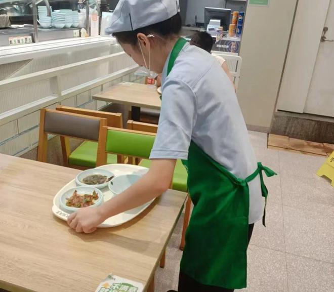 米乐M6：2024年暑假美珈的学生在干啥？(图18)