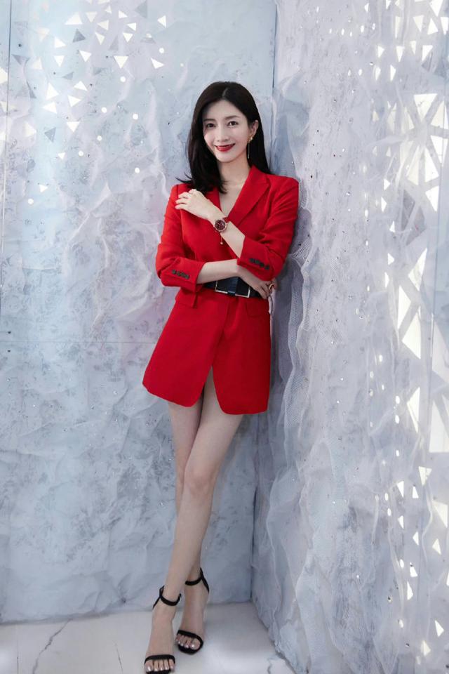 米乐M6：谁能拒绝穿瑜伽裤的江疏影？臀腿曲线惹人羡梁正贤眼光不咋地(图6)