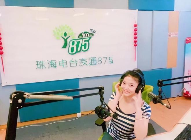 我辞去月薪5万的工作学习夏威夷舞蹈找到了人生方向(图9)