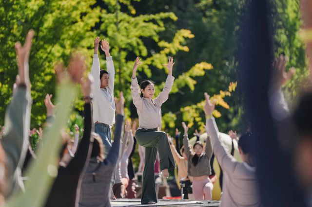 米乐M6：2024年lululemon“一起好状态”活动吸引近15万人次参与(图4)