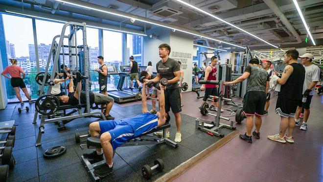 烧光上千万！欠薪闭店、实控人被抓上海又一知名健身房人去楼空(图14)
