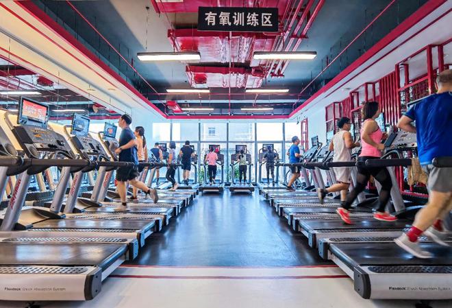 烧光上千万！欠薪闭店、实控人被抓上海又一知名健身房人去楼空(图18)