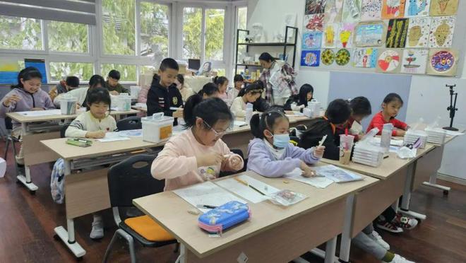 米乐M6平台：春季班预计开设119门课程新增5个教学点！长宁市民艺术夜校报名即将开启→(图4)