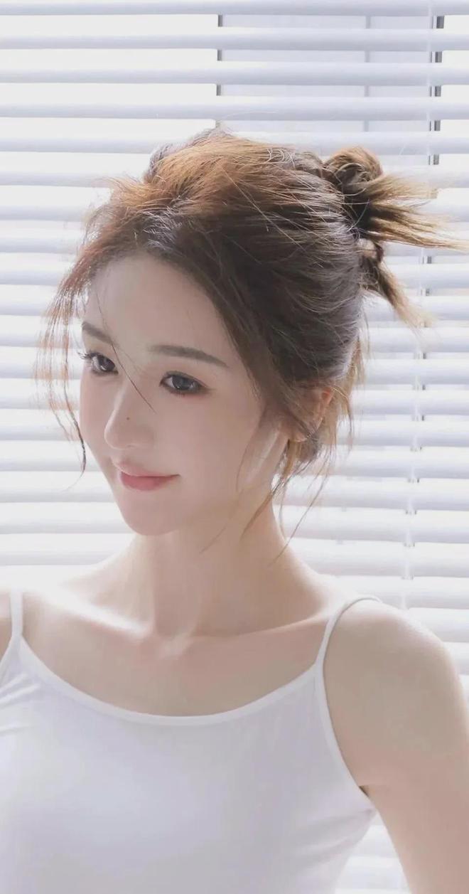 不带套的私人瑜伽老师V2(图1)