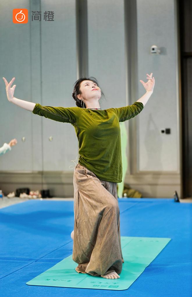 第二届简橙“东方美学身心共舞”百人活动成功举办(图2)