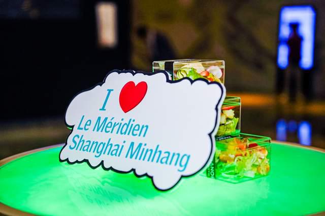 上海闵行宝龙艾美酒店联合lululemon举办烛光瑜伽派对支持「地球一小时」活动(图4)