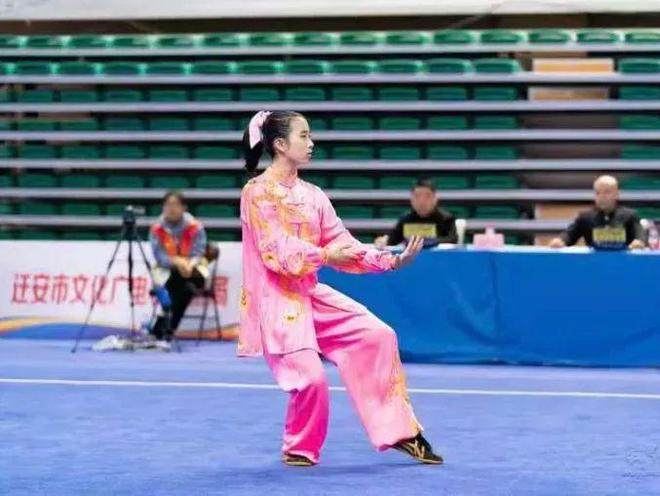 燃脂搏击、活力尊巴、舒缓瑜伽……健身夜校上新开班啦！(图3)