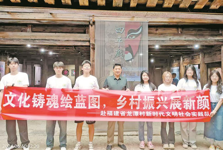 米乐M6平台：深读一位民营剧团团长的非遗守护(图2)