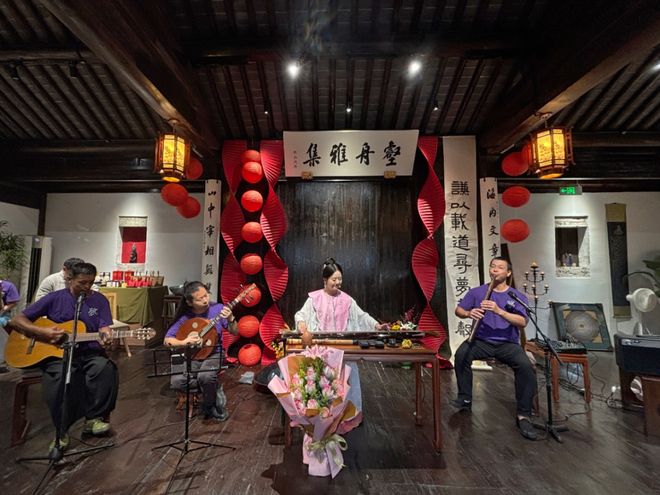 “梦谦文化艺术工作室”入驻苏州家风馆(图6)