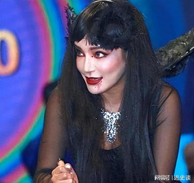 曾是超女冠军却因整容失败像“怪物”全身只剩下眼珠是自己的(图3)