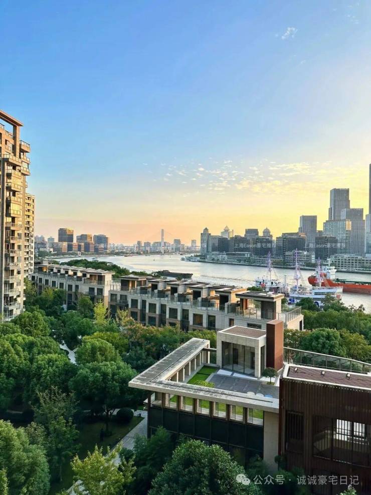 滨江凯旋门售楼处│滨江凯旋门(营销中心)-2026销售中心(售楼处)-楼盘欢迎您-价格户型地址环境配套交房时间电话(图2)