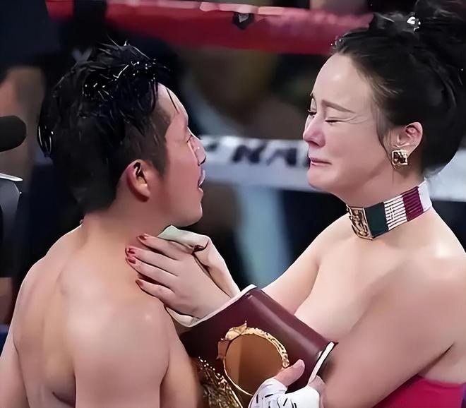 米乐M6:拳王邹市明自爆破产不止赔光2亿妻子参加婚礼撕下最后的体面(图5)