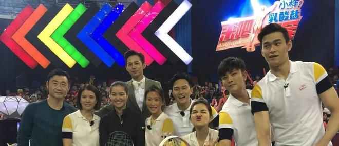 43岁谢婷婷再夺网球冠军!小7岁男友全程陪同曾挺32周孕肚比赛(图8)