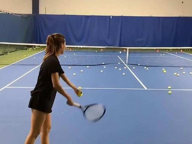 43岁谢婷婷再夺网球冠军!小7岁男友全程陪同曾挺32周孕肚比赛(图24)